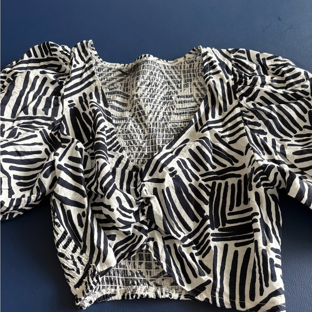 Cropped Black and White Blouse